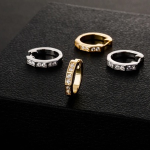 Pendientes de Aro de Latón Chapado en Oro con Circonita Cúbica Microincrustada, Joyería Geométrica para Oreja, Regalo para Bodas y Fiestas - Product Image 3