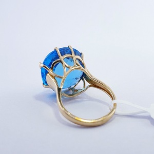 Bague en or jaune 14 carats plaqué or, topaze bleue ovale, délicate, faite à la main, cadeau de mariage de luxe, mode féminine, qualité supérieure - Product Image 4