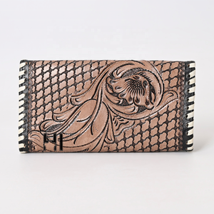 Cartera Larga Triple de Cuero Vacuno Vintage para Mujer con Protección RFID, Estilo Bohemio Occidental con Diseño Floral - Product Image 4