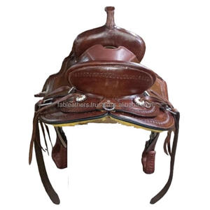 Sillín de caballo personalizado de alta comodidad para montar sillín de carreras de barril occidental de cuero genuino elegante en marrón con juego de tachuelas - Product Image 1