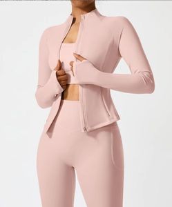 Conjunto de Yoga Sexy de 3 Piezas para Mujer, Conjunto Deportivo de Alta Calidad Disponible a Precio de Fábrica y Servicio OEM - Product Image 4