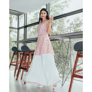 ชุดเดรสกระโปรงผ้าชีฟองสีชมพูอ่อน-ไซส์ XS - Product Image 5