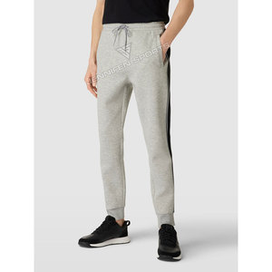 Ensemble de survêtement sportif deux pièces pour homme en molleton 340 GSM, comprenant un sweat à capuche et un pantalon de jogging, 100% coton, haute qualité - Product Image 5