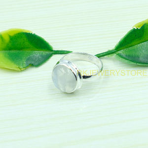 แหวนมูนสโตนสีฟ้า แหวนเงินแท้ 925 แหวนดีไซน์แฮนด์เมด แหวนพลอย แหวนมูนสโตน เครื่องประดับมูนสโตน ของขวัญคริสต์มาส - Product Image 3