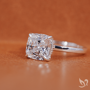 Anillo de Compromiso Solitario con Diamante Cultivado en Laboratorio, Corte Cojín de 3 Quilates, Certificado por IGI, Oro Blanco de 10K - Product Image 3