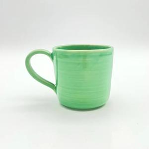 Taza de Cerámica Vibrante con Esmalte Verde Fresco, Acabado Texturizado, Asa Curva, Retención de Calor, Ideal para Rituales Matutinos Animados - Product Image 1