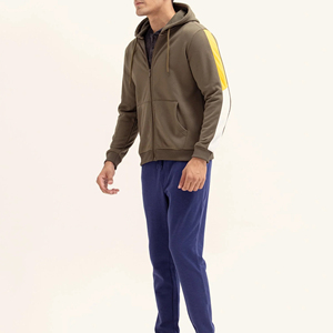 Vente en gros – Sweat à capuche zippé pour homme, hiver, impression numérique, logo personnalisé, tissu polaire respirant, 100 % coton, design uni avec poches - Product Image 3