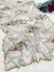 Sari de Seda con Estampado Floral, Lentejuelas, Bordado Katdana Hecho a Mano, Blusa Jalpari de Diseñador, Sin Arrugas, Largo hasta el Suelo, para Bodas y Fiestas - Product Image 5