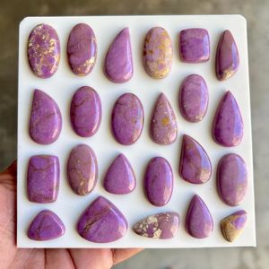 Cabochon en quartz naturel - Pierre brute violette - Cabochon de pierre précieuse polie - Cabochon pour la fabrication de bijoux - AMAN GEMS JEWELLERY - Rajasthan - Product Image 5