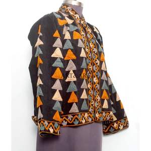 Chaqueta de Algodón Puro Bordada a Mano para Mujer, Otoño Invierno, con Cierre de Botones, Manga Larga, Talla Única - Product Image 4