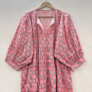 Vestido Casual Midi de Algodón Tejido Liso para Mujer con Mangas Abullonadas, Cintura Imperio, Estilo Babydoll, Cuello en V Oversize, Ajuste Holgado, Estilo Rajasthan - Product Image 2