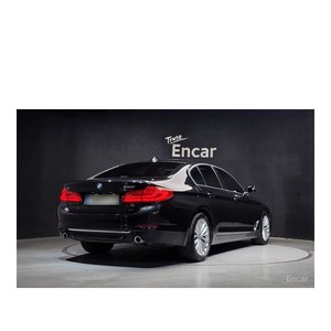 BMW Série 5 530i Luxe Plus 2020, conduite à gauche, boîte automatique, sièges en cuir, caméra de recul, norme d'émission Euro V, 97 967 km - Product Image 2