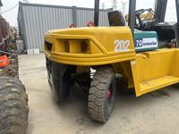 Montacargas Diésel Komatsu FD70 Usado de 7 Toneladas, Motor Original Japonés, Montacargas de Servicio Pesado para Manejo de Carga en Almacenes