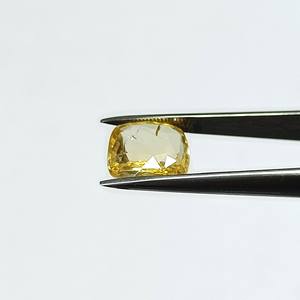 Saphir jaune naturel de 4,56 carats, pierres précieuses en vrac du Sri Lanka pour la fabrication de bijoux et de bagues YCNNS-201 - Product Image 2