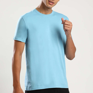 เสื้อยืดคอกลมแขนสั้นผู้ชาย สีฟ้าอ่อน ทรงปกติ ผ้าฝ้าย สีพื้น เรียบง่าย สวมใส่สบาย - Product Image 1
