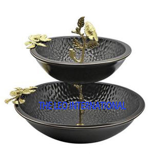 ฐานวางเค้กแต่งงานแบบชั้นเดียว ทำจากไม้และวัสดุโปร่งแสง พร้อมฝาครอบทรงโดม ฐานวางเค้กแต่งงานสุดหรู - Product Image 3