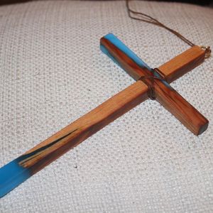Panneau mural en bois avec croix en résine pour la méditation sur la prière et la foi, pour la réflexion spirituelle - Product Image 3
