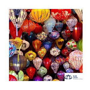 Lanternes en soie de Hoi An de haute qualité, très demandées |   Lanterne en bambou artisanale traditionnelle pour restaurant asiatique - Product Image 1