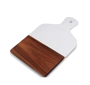 Planche à découper en bois et marbre avec poignée, design moderne et créatif, en pierre blanche - Product Image 5