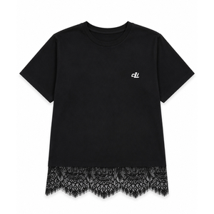 Nouveau design – T-shirt chic pour femme à manches courtes, ourlet en dentelle, épaules tombantes, couleur unie, personnalisation DTG, 100 % coton, élégant et confortable - Product Image 3