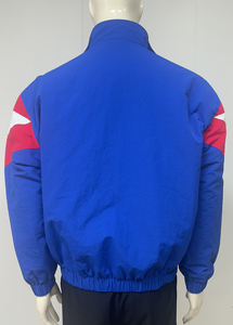 Chaqueta Bomber de Invierno para Hombre, Personalizada con Logotipo en Relieve, Acolchada de Algodón, con Bloques de Color, Cierre Completo y Capucha - Product Image 2