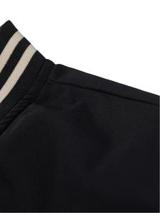 Blouson de baseball de style sportif haut de gamme, streetwear moderne avec logo élégant sur le devant, fabrication pour commandes en gros à faible MOQ - Product Image 3