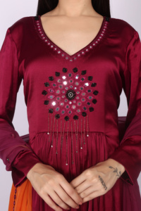 Robe élégante pour femme, style 1 pièce, avec pantalon et dupatta ombré avec miroir et travail de découpe Dana, qualité supérieure - Product Image 4