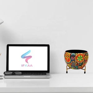 Pots de fleurs imprimés faits à la main, planteur en métal pour décoration de mariage et salon - Product Image 2