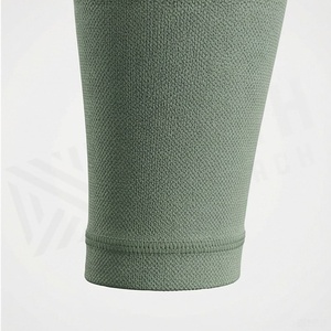 Conjunto de yoga verde salvia de cintura alta para mujer, 2 piezas, sujetador deportivo sin costuras con espalda cruzada y leggings largos - Product Image 6