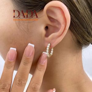 Aros Clásicos Redondos con Diamantes Cultivados en Laboratorio, Chapados en Oro y Rodio, Aros Premium para Mujeres Modernas, Regalo de Aniversario - Product Image 3