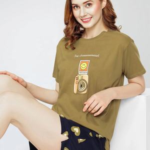 Ensemble deux pièces d'été pour femme : T-shirt et short en maille polyester/coton respirant, léger, imprimé et brodé, personnalisable de haute qualité - Product Image 6