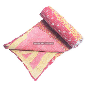 Venta caliente hecho a mano Kantha edredón Gudari algodón impreso manta India proveedor de oro al por mayor para el Hotel DE LA Use-GD2151 - Product Image 1