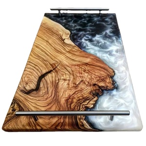 Calidad superior Esta bandeja está hecha de madera y resina y tiene asas de hierro Bandeja de café para decorar la cocina y el hogar - Product Image 1