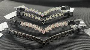 Bride de cheval en cuir de vachette, mèche en forme de V avec cristaux noirs, cousue main, personnalisable, pour dressage équestre, équipement de bling - Product Image 5