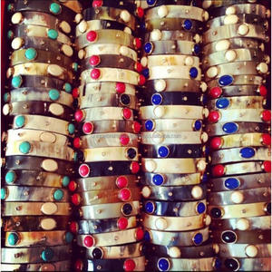 กำไลรูปเกลียวกว้าง | กำไลรูปทรงคลาสสิกที่มีเกลียวบิดละเอียด | มีสามความกว้าง - Product Image 4