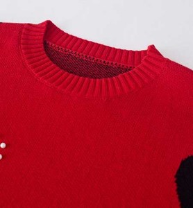 Pull en maille respirant pour femme, orné de perles et de motifs losanges, doux et fluide, idéal pour le printemps - Product Image 2