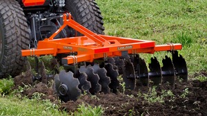 Machine de travail du sol polyvalente 100% haute productivité, herse à disques et charrue combinées, cultivateur agricole électrique avec pompe, pour usage domestique et vente au détail - Product Image 4