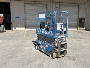 Wholesale Genie GS-1930 Electric Scissor Lift 10m Battery Powered Aerial <b>Work</b> <b>Platform</b> 1000kg Capacity <b>Aluminum</b> Indoor Lift - Product Image 5