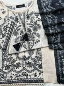 Colección Casual Premium de 3 Piezas de Ssumaira - Camisa de Algodón Estampada AIRJET, Dupatta y Pantalón Liso Teñido con Bordado - Product Image 4