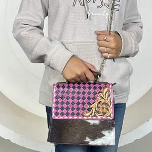Sac bandoulière en cuir de vache véritable fait main par des designers 2026 avec motif floral et à carreaux gravé, sac messager, vente en gros, OEM, personnalisé - Product Image 4