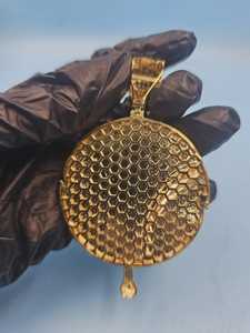 จี้ห้อยคอแบบฮิปฮอปดีไซน์เองได้ เงินแท้ 925 ประดับเพชรโมอิสซาไนต์ VVS จี้ห้อยคอวงกลมสลักชื่อตามสั่ง จี้ห้อยคอตัวอักษรสองสี - Product Image 3