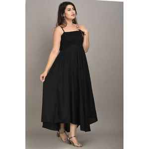 Robe de soirée maxi empire sans manches smockée noire unie moderne, silhouette A-line, 100% coton, séchage rapide, AARTI FASHION - Product Image 2