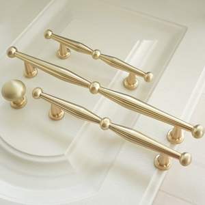 Manijas Decorativas de Latón para Puertas de Armario, Acabado Dorado, Tiradores para Cajones de Guardarropa, Herrajes de Muebles de Lujo Modernos - Product Image 5