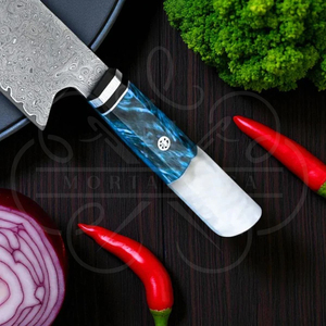 Couteau de chef japonais en acier Damas forgé à la main, lame Damas premium de 8 pouces, pour une tranchance durable. - Product Image 4