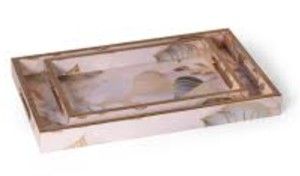 Bandeja Redonda Tradicional de Madera para Servir, Decorativa con Diseño Floral y de Aves, Ligera, para Almacenamiento de Alimentos, para Cocina, Comedor y Hogar, Acabado Artesanal - Product Image 4