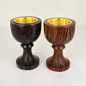 Élégant ensemble de brûleurs d'encens en bois avec gravures de feuilles, socles cannelés et coupelles métalliques dorées pour l'aromathérapie - Product Image 2
