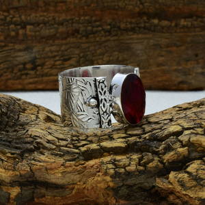 Bague en grenat naturel, argent sterling 925, pierre précieuse grenat rouge foncé, bijoux style vintage, bague artisanale en grenat, cadeau pour elle - Product Image 1