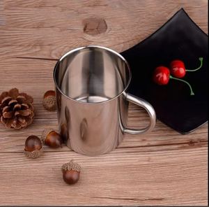 Taza Aislada de Doble Pared de Acero Inoxidable con Asa, Apta para Bebidas Frías y Calientes - Product Image 5