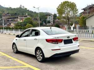 Autos Usados Baratos en Venta en China a Precios Bajos, Kia K2 2015 Automático Gasolina Híbrido, Compra de Autos Usados con Volante a la Izquierda - Product Image 2