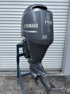 พร้อมส่ง ขายดี รถมือสอง รุ่นปี 2014 F150LA 150 แรงม้า 4 จังหวะ เครื่องยนต์ติดท้ายเรือ 20 นิ้ว ใช้งานมาแล้ว 355 ชั่วโมง - Product Image 2